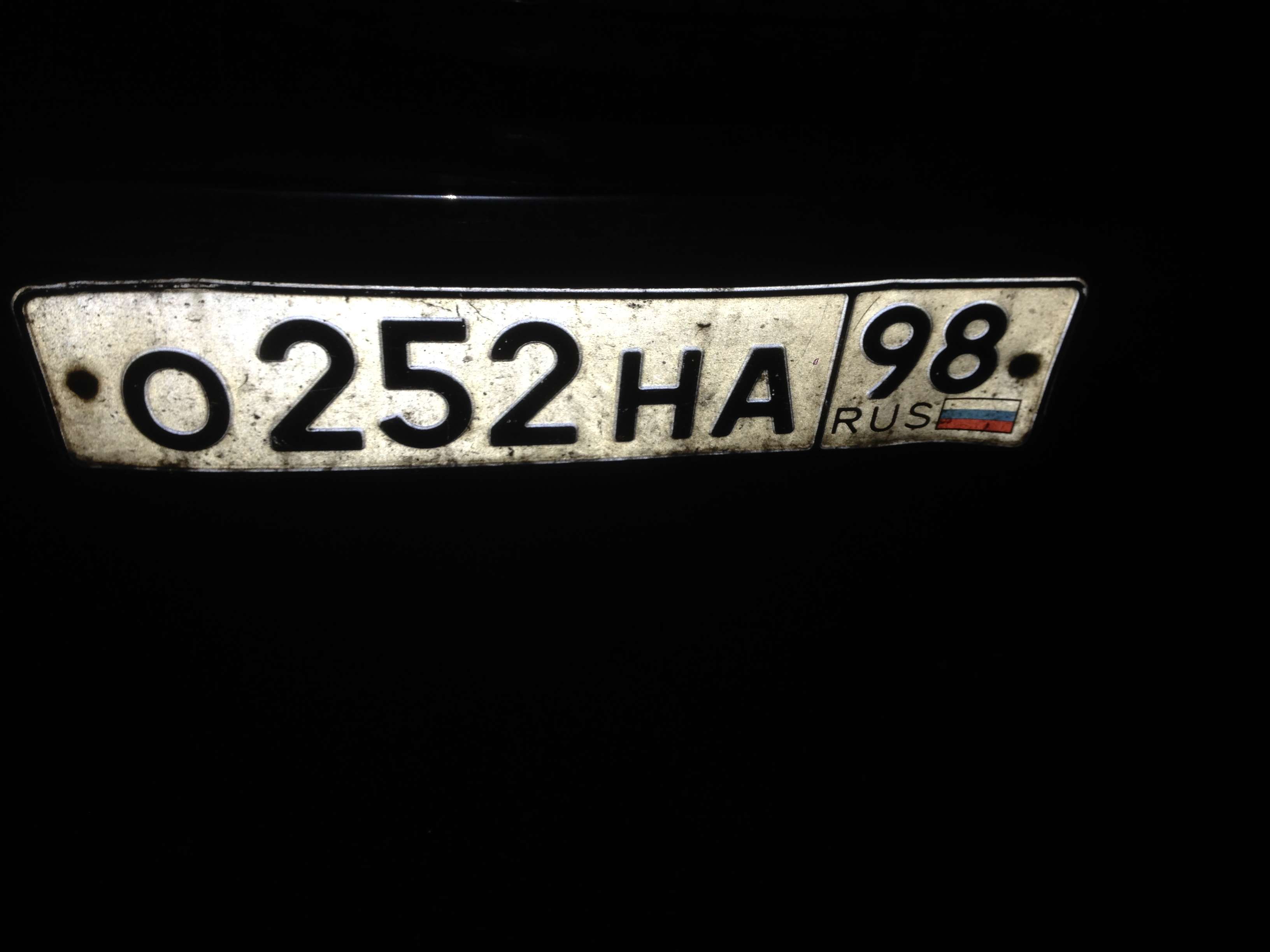 Фотография номера О252НА 98